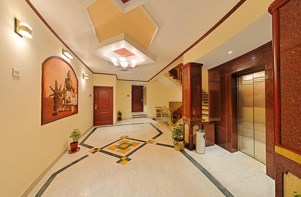 Hotel Gnanam Thanjavur Extérieur photo